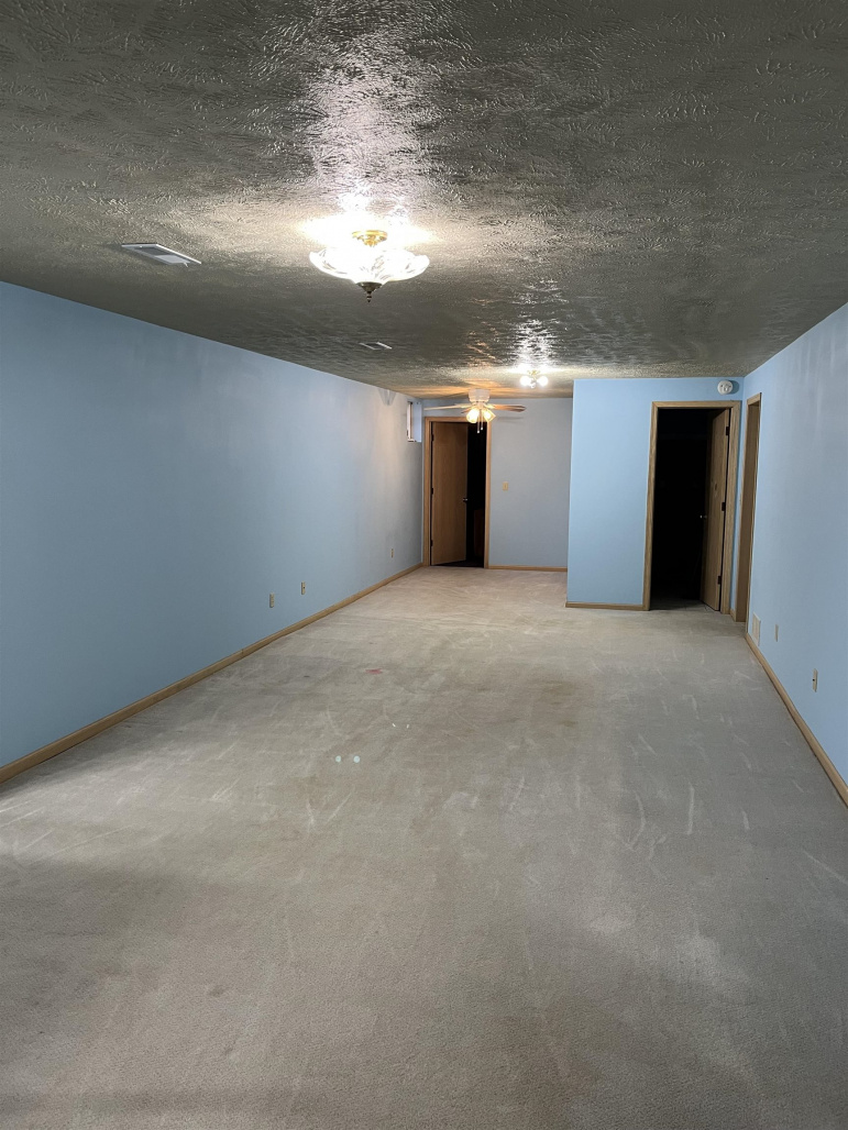4611 N Regency Kearney, Nebraska 68847, 4 Bedrooms Bedrooms, ,3 BathroomsBathrooms,Residential,For Sale,4611 N Regency,20260764