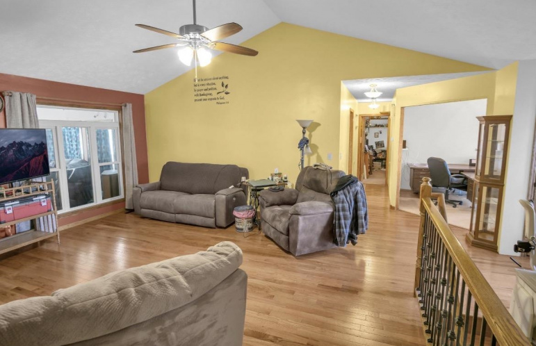 4611 N Regency Kearney, Nebraska 68847, 4 Bedrooms Bedrooms, ,3 BathroomsBathrooms,Residential,For Sale,4611 N Regency,20260764