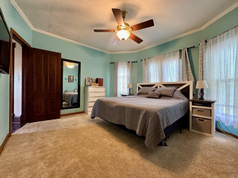 222 B Street Shelton, Nebraska 68876-9680, 5 Bedrooms Bedrooms, ,3 BathroomsBathrooms,Residential,For Sale,222 B Street,20260769