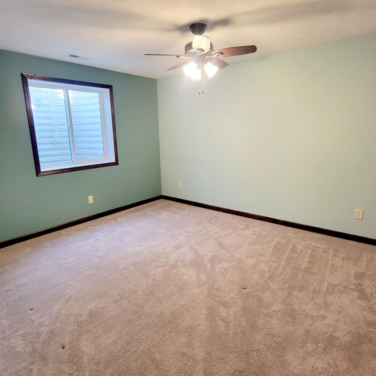 2105 E 35th Street Drive Kearney, Nebraska 68847, 3 Bedrooms Bedrooms, ,3 BathroomsBathrooms,Residential,For Sale,2105 E 35th Street Drive,20260772