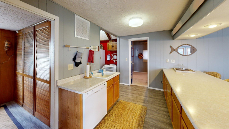 2 Perch Bay Drive 6 Johnson Lake, Nebraska 68937, 2 Bedrooms Bedrooms, ,1 BathroomBathrooms,Residential,For Sale,2 Perch Bay Drive 6,20260188