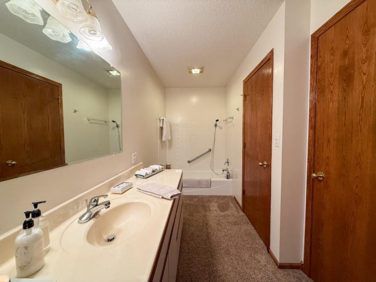 1404 N Monroe Street Lexington, Nebraska 68850, 3 Bedrooms Bedrooms, ,2 BathroomsBathrooms,Residential,For Sale,1404 N Monroe Street,20250632