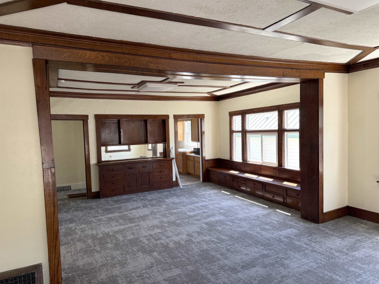 940 W 24th Street Kearney, Nebraska 68845, ,Multi-family,For Sale,940 W 24th Street,20260789