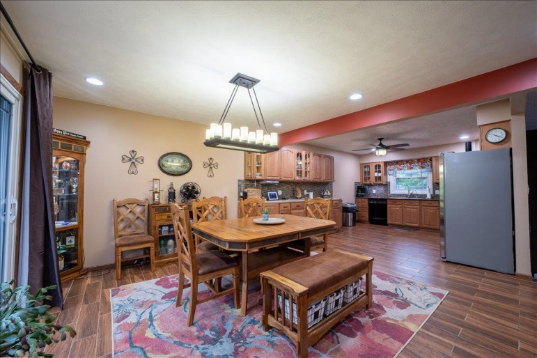 409 N Shore Drive Hastings, Nebraska 68901, 4 Bedrooms Bedrooms, ,3 BathroomsBathrooms,Residential,For Sale,409 N Shore Drive,20260797