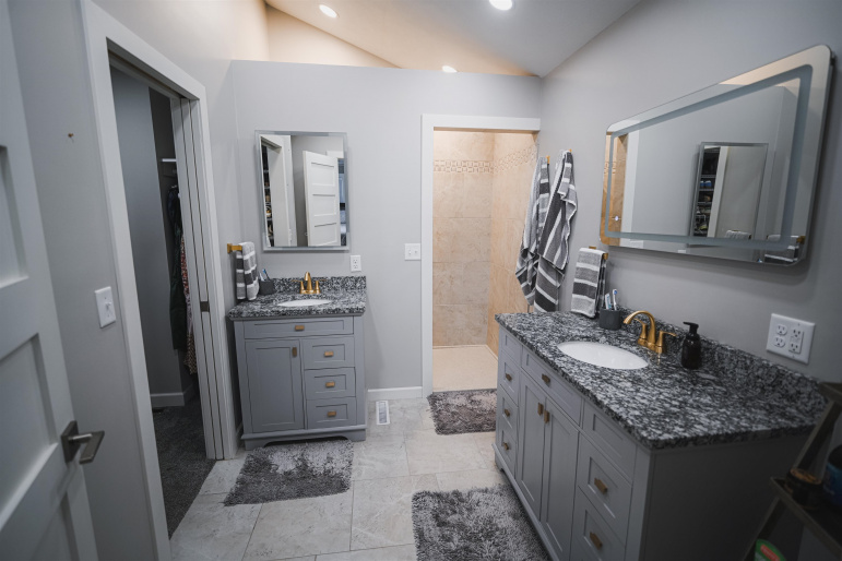 1301 Pershing Road Hastings, Nebraska 68901, 3 Bedrooms Bedrooms, ,3 BathroomsBathrooms,Residential,For Sale,1301 Pershing Road,20260795