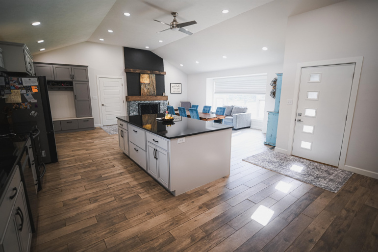 1301 Pershing Road Hastings, Nebraska 68901, 3 Bedrooms Bedrooms, ,3 BathroomsBathrooms,Residential,For Sale,1301 Pershing Road,20260795