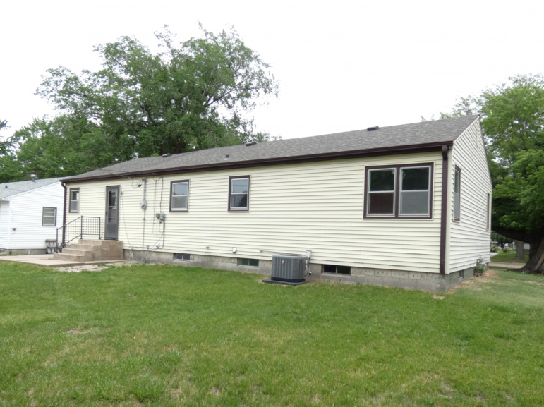 1612 7th Avenue Kearney, Nebraska 68845, 4 Bedrooms Bedrooms, ,2 BathroomsBathrooms,Residential,For Sale,1612 7th Avenue,20260794