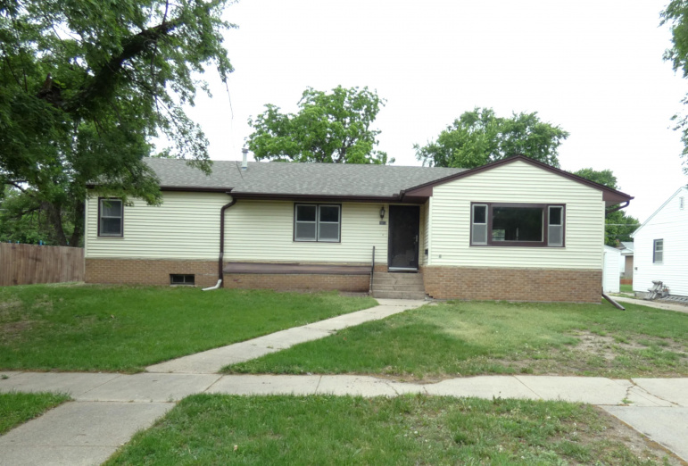 1612 7th Avenue Kearney, Nebraska 68845, 4 Bedrooms Bedrooms, ,2 BathroomsBathrooms,Residential,For Sale,1612 7th Avenue,20260794