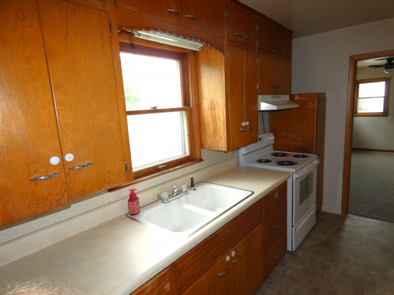 1612 7th Avenue Kearney, Nebraska 68845, 4 Bedrooms Bedrooms, ,2 BathroomsBathrooms,Residential,For Sale,1612 7th Avenue,20260794