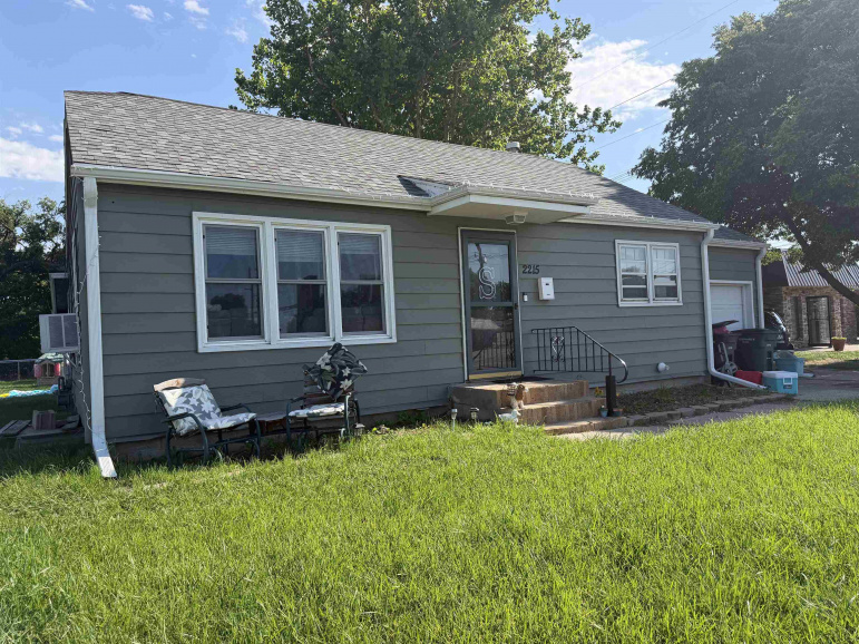 2215 W 2nd Street Hastings, Nebraska 68901, 2 Bedrooms Bedrooms, ,1 BathroomBathrooms,Residential,For Sale,2215 W 2nd Street,20260807