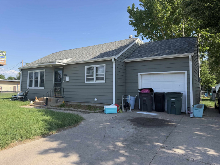 2215 W 2nd Street Hastings, Nebraska 68901, 2 Bedrooms Bedrooms, ,1 BathroomBathrooms,Residential,For Sale,2215 W 2nd Street,20260807