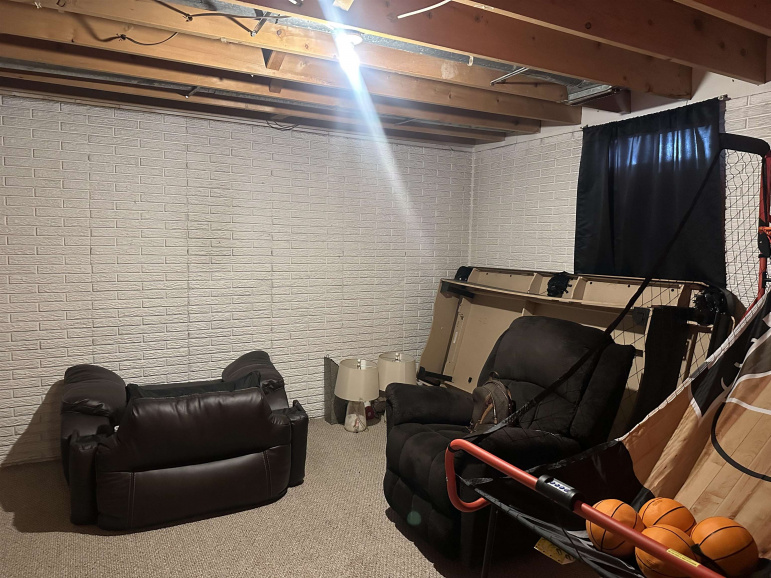 1375 S Wabash Avenue Hastings, Nebraska 68901, 3 Bedrooms Bedrooms, ,2 BathroomsBathrooms,Residential,For Sale,1375 S Wabash Avenue,20260802