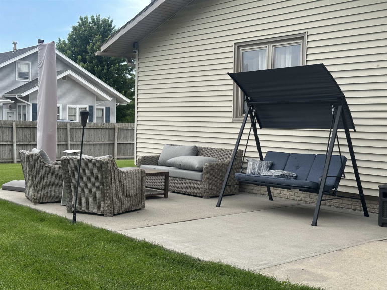 1375 S Wabash Avenue Hastings, Nebraska 68901, 3 Bedrooms Bedrooms, ,2 BathroomsBathrooms,Residential,For Sale,1375 S Wabash Avenue,20260802