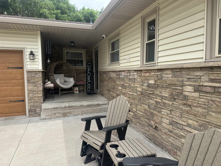 1375 S Wabash Avenue Hastings, Nebraska 68901, 3 Bedrooms Bedrooms, ,2 BathroomsBathrooms,Residential,For Sale,1375 S Wabash Avenue,20260802