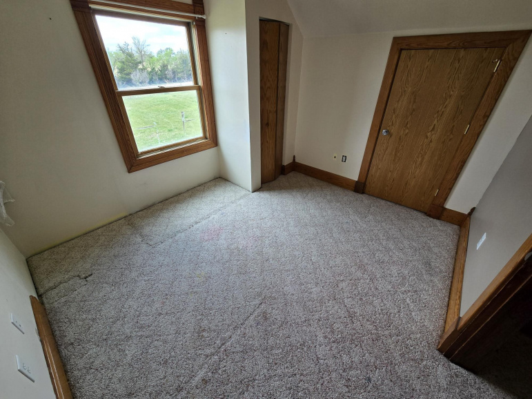 1136 T Road Blue Hill, Nebraska 68930, 4 Bedrooms Bedrooms, ,1 BathroomBathrooms,Residential,For Sale,1136 T Road,20260602