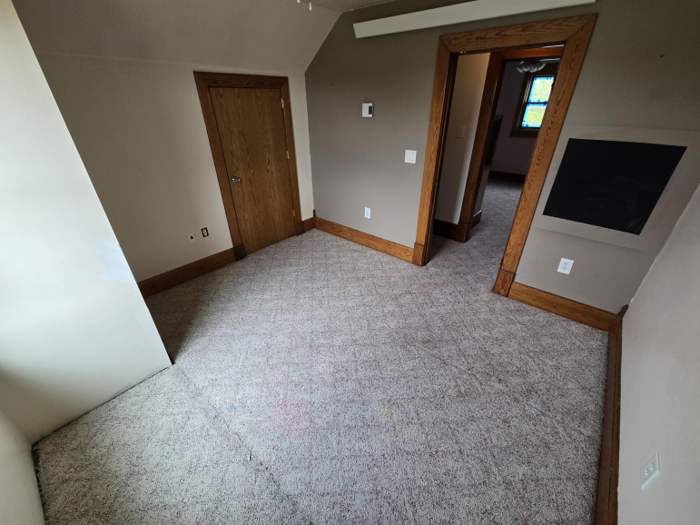 1136 T Road Blue Hill, Nebraska 68930, 4 Bedrooms Bedrooms, ,1 BathroomBathrooms,Residential,For Sale,1136 T Road,20260602