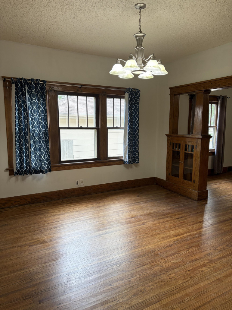 310 N Cedar Avenue Hastings, Nebraska 68901-0000, 3 Bedrooms Bedrooms, ,2 BathroomsBathrooms,Residential,For Sale,310 N Cedar Avenue,20260800