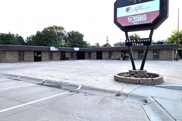 204 E 25th Street Suite 3 Kearney, Nebraska 68847, ,Commercial/industrial,For Rent,204 E 25th Street Suite 3,20260814