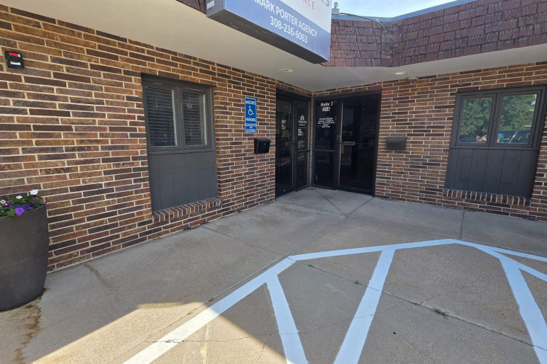 204 E 25th Street Suite 3 Kearney, Nebraska 68847, ,Commercial/industrial,For Rent,204 E 25th Street Suite 3,20260814