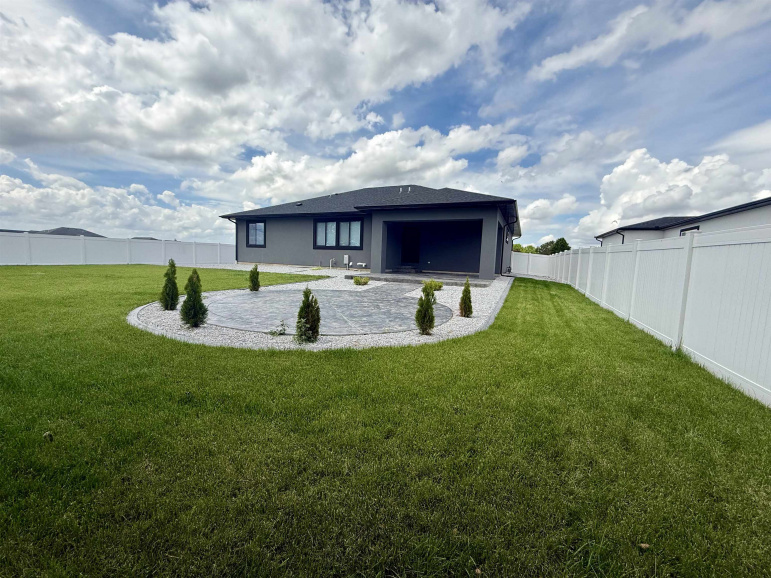 1017 Madden Road Hastings, Nebraska 68901, 5 Bedrooms Bedrooms, ,3 BathroomsBathrooms,Residential,For Sale,1017 Madden Road,20260817