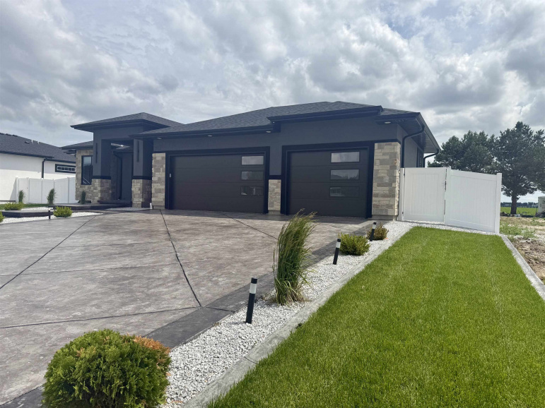1017 Madden Road Hastings, Nebraska 68901, 5 Bedrooms Bedrooms, ,3 BathroomsBathrooms,Residential,For Sale,1017 Madden Road,20260817