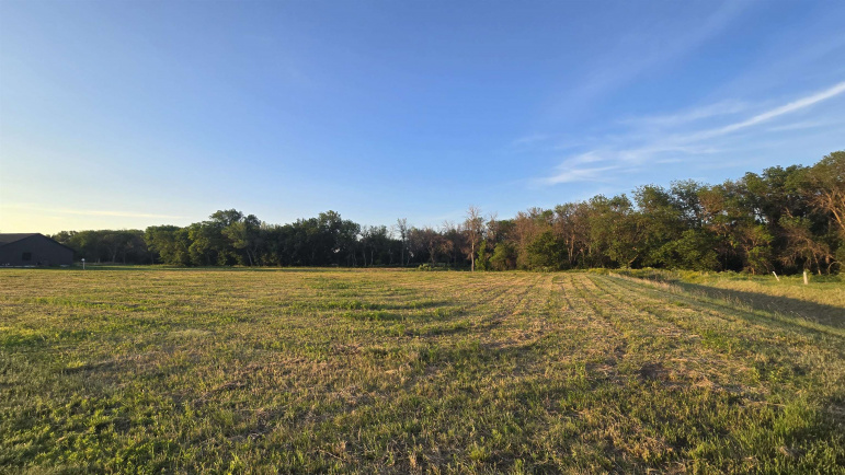B1 L6 Wood River Valley Estates Subdivision Kearney, Nebraska 68845, ,Land,For Sale,B1 L6 Wood River Valley Estates Subdivision,20260828
