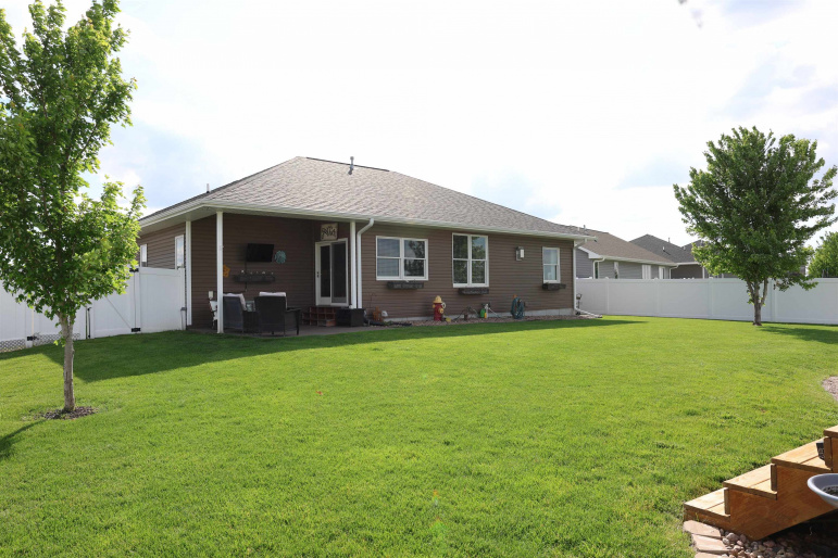 6003 U Avenue Kearney, Nebraska 68847, 5 Bedrooms Bedrooms, ,3 BathroomsBathrooms,Residential,For Sale,6003 U Avenue,20260822