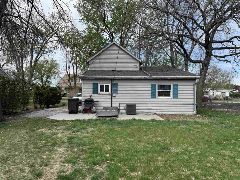 212 N Martin Avenue Clay Center, Nebraska 68933, 2 Bedrooms Bedrooms, ,1 BathroomBathrooms,Residential,For Sale,212 N Martin Avenue,20260560