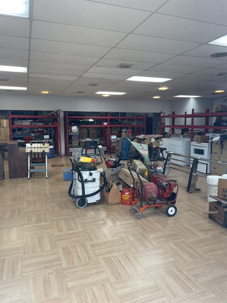 121 E 2nd Street Hastings, Nebraska 68901-0000, ,Commercial/industrial,For Sale,121 E 2nd Street,20250921