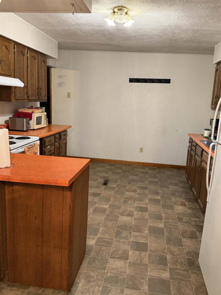210 S Adams Street Lexington, Nebraska 68850, 3 Bedrooms Bedrooms, ,1 BathroomBathrooms,Residential,For Sale,210 S Adams Street,20260835