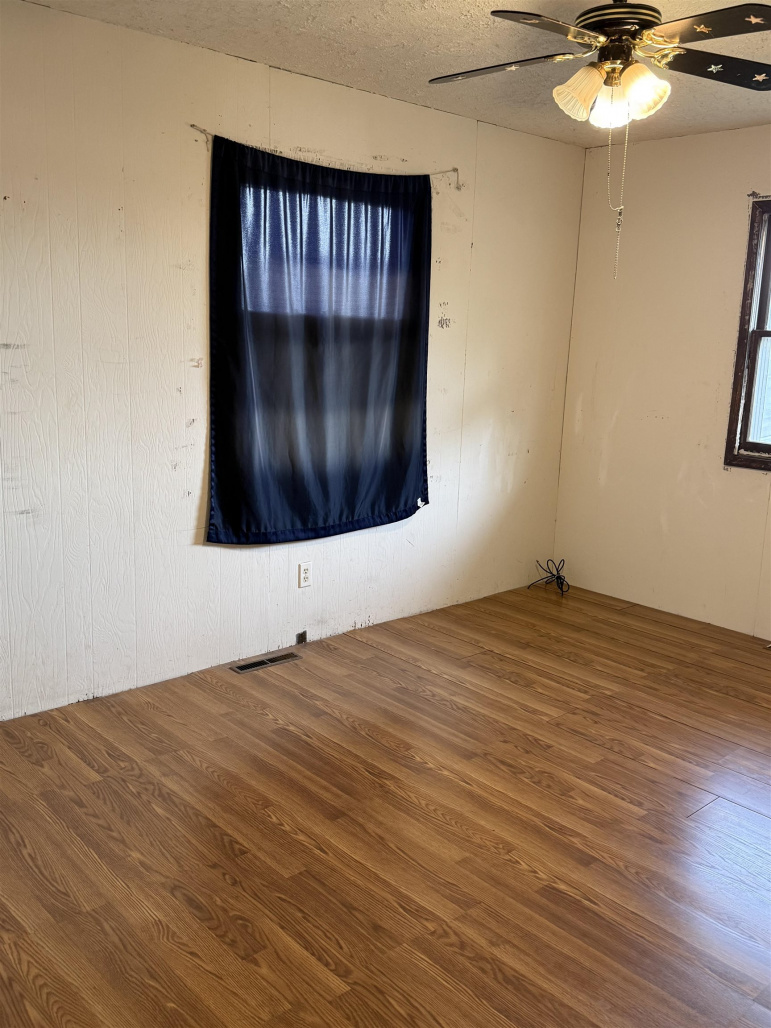 210 S Adams Street Lexington, Nebraska 68850, 3 Bedrooms Bedrooms, ,1 BathroomBathrooms,Residential,For Sale,210 S Adams Street,20260835