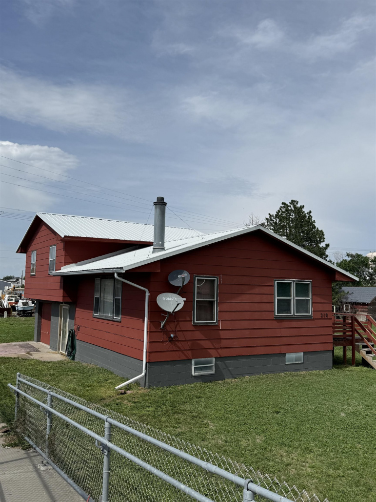210 S Adams Street Lexington, Nebraska 68850, 3 Bedrooms Bedrooms, ,1 BathroomBathrooms,Residential,For Sale,210 S Adams Street,20260835