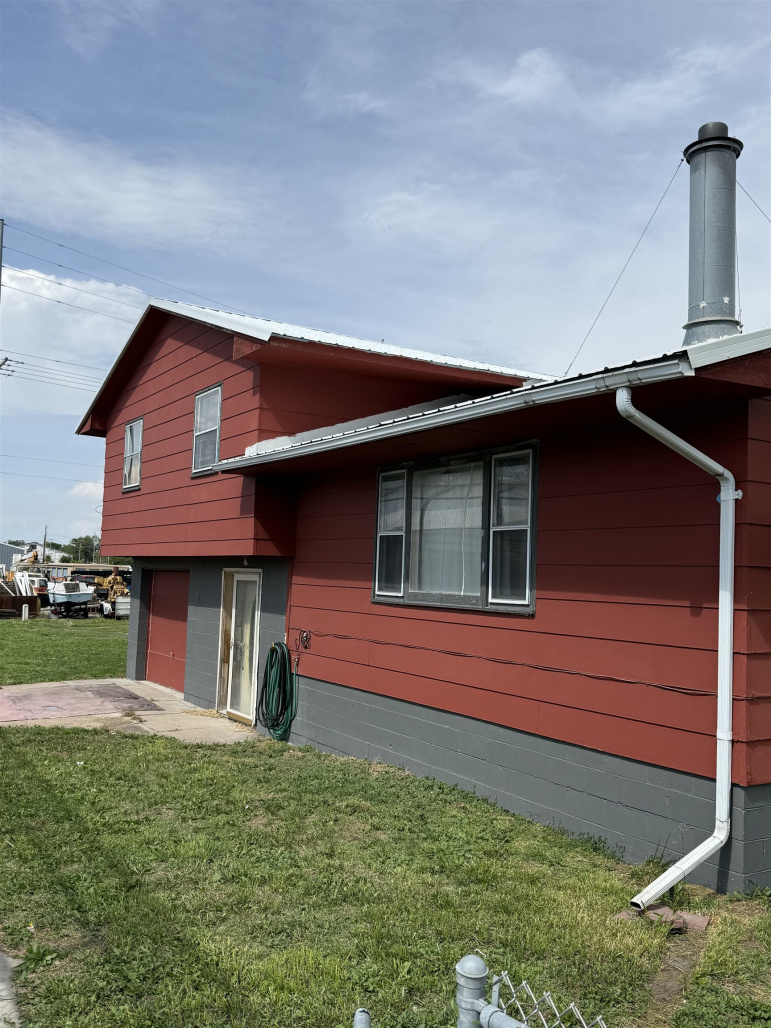 210 S Adams Street Lexington, Nebraska 68850, 3 Bedrooms Bedrooms, ,1 BathroomBathrooms,Residential,For Sale,210 S Adams Street,20260835