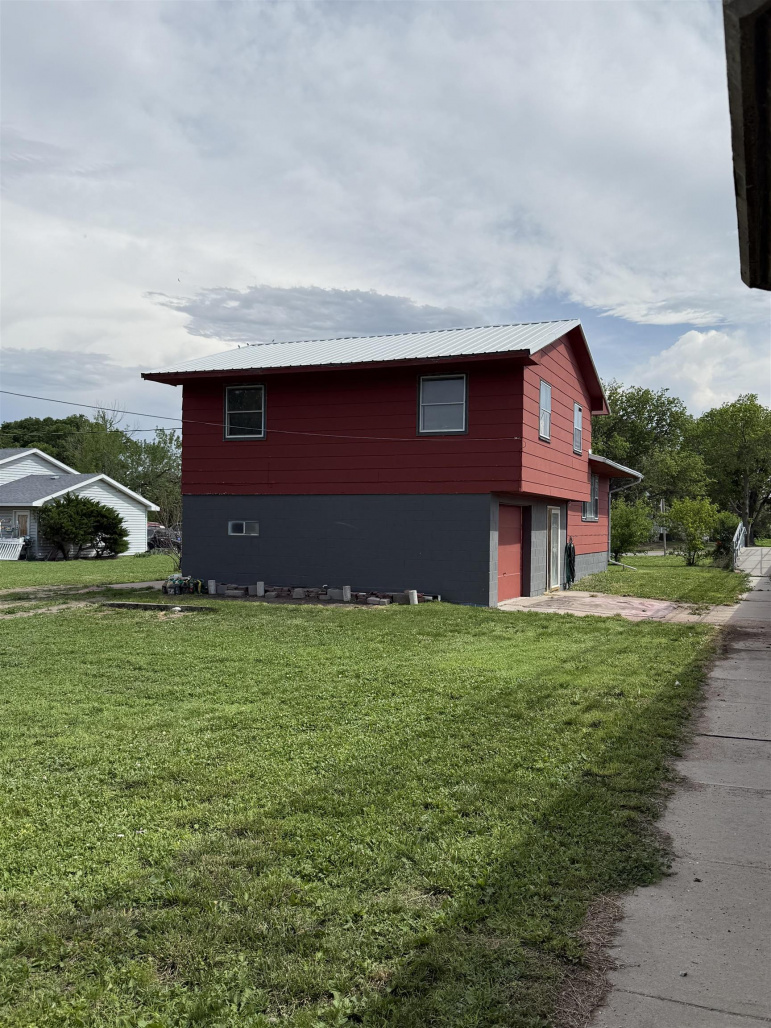 210 S Adams Street Lexington, Nebraska 68850, 3 Bedrooms Bedrooms, ,1 BathroomBathrooms,Residential,For Sale,210 S Adams Street,20260835