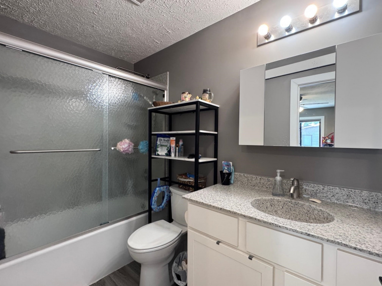 5 Park Lane Drive 28 Johnson Lake, Nebraska 68937, 4 Bedrooms Bedrooms, ,2 BathroomsBathrooms,Residential,For Sale,5 Park Lane Drive 28,20260830