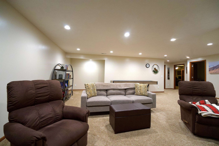 710 N Estey Street Kenesaw, Nebraska 68956, 4 Bedrooms Bedrooms, ,3 BathroomsBathrooms,Residential,For Sale,710 N Estey Street,20260845