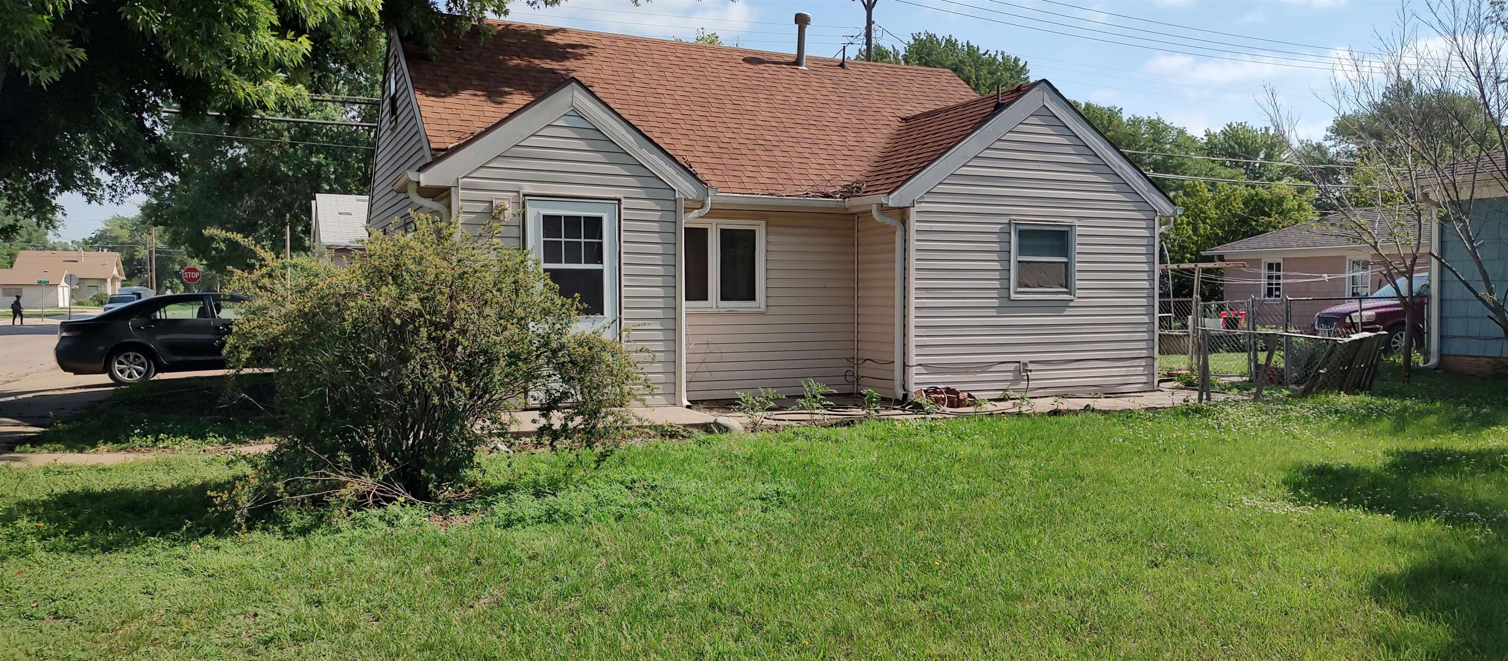 1522 W 2nd Hastings, Nebraska 68901, 2 Bedrooms Bedrooms, ,1 BathroomBathrooms,Residential,For Sale,1522 W 2nd,20260849