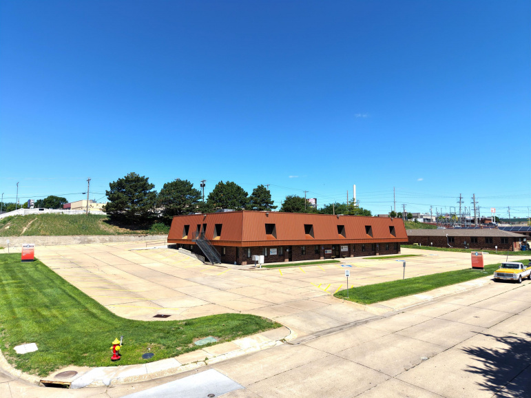 3710 Central Avenue Kearney, Nebraska 68847, ,Commercial/industrial,For Sale,3710 Central Avenue,20260865