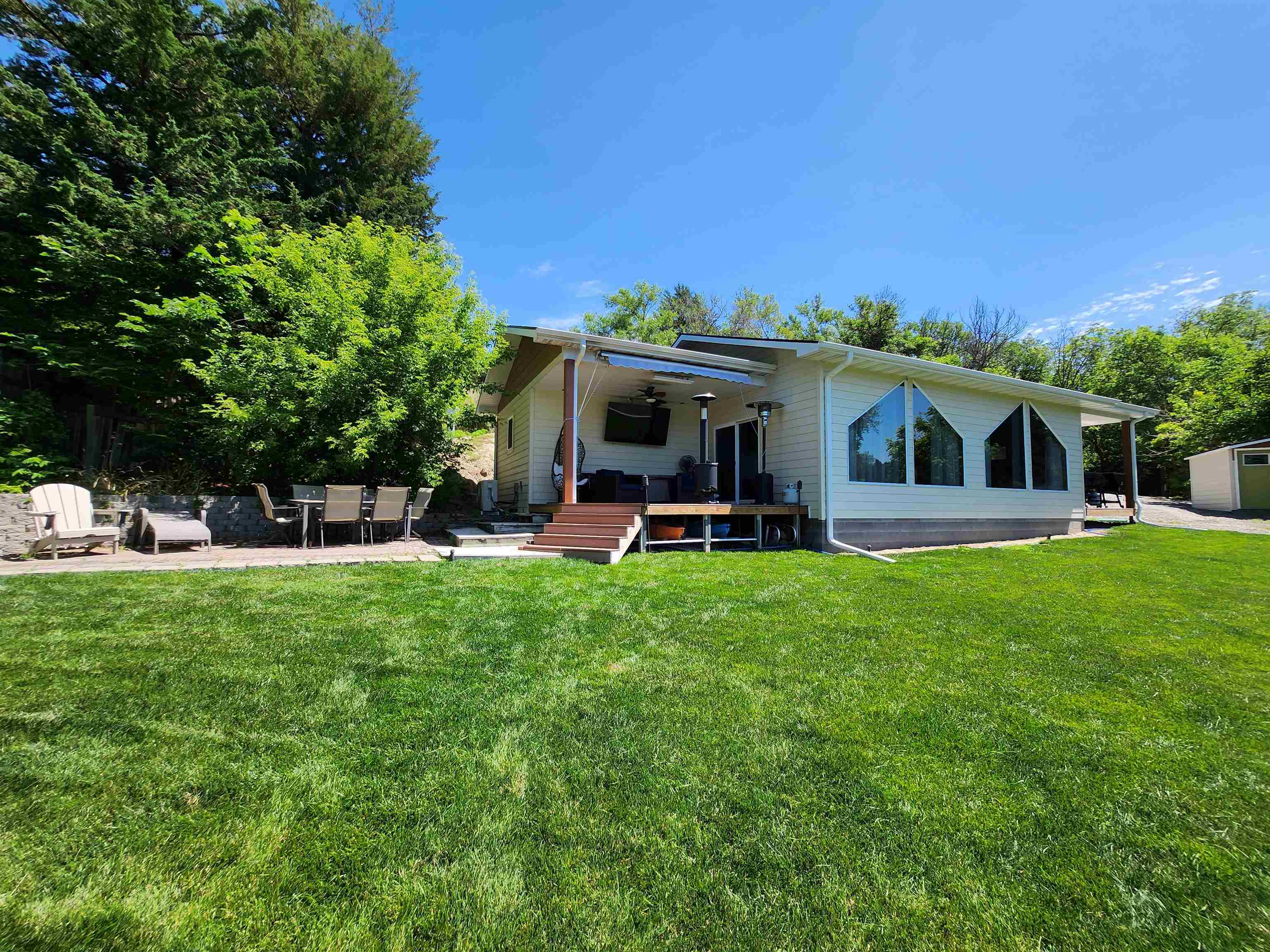 26 Lakeview Road Brady, Nebraska 69123, 3 Bedrooms Bedrooms, ,2 BathroomsBathrooms,Residential,For Sale,26 Lakeview Road,20260864