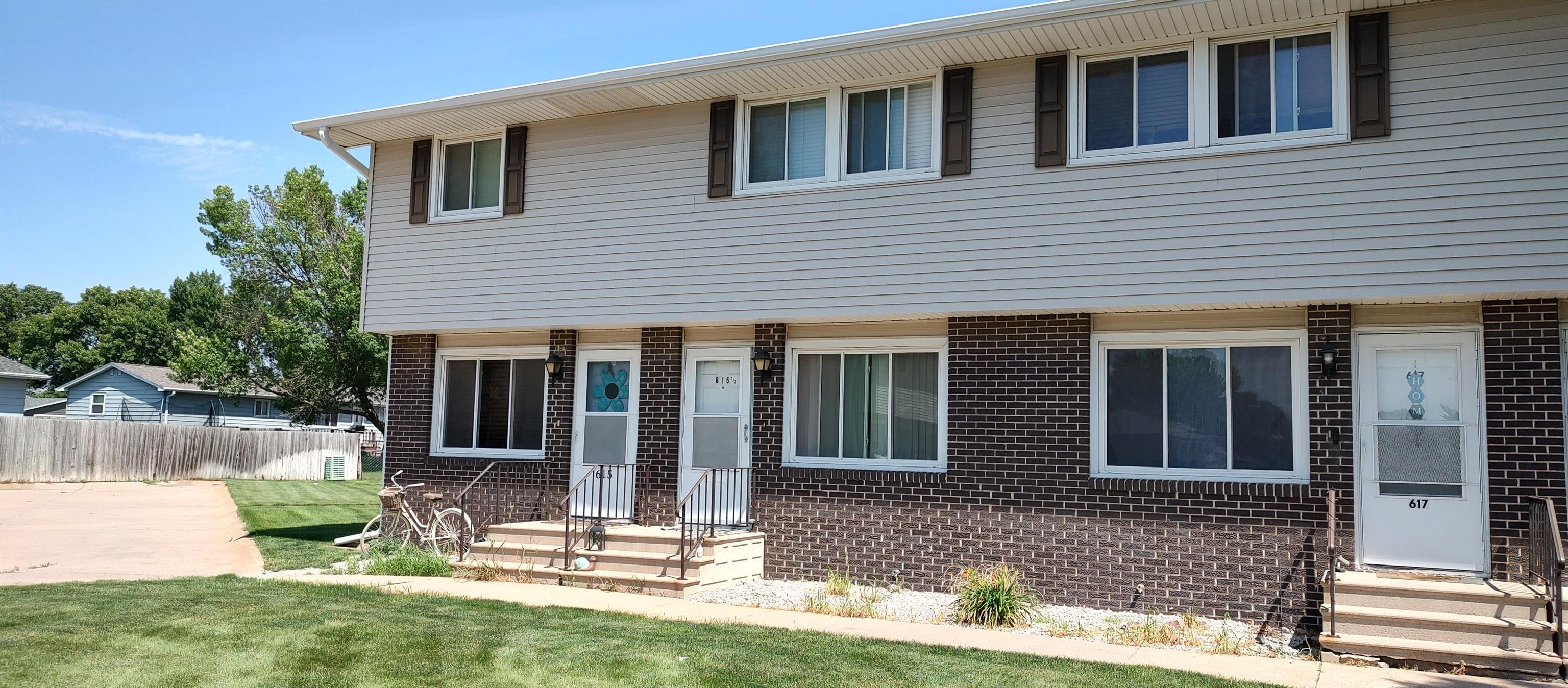 615 1/2 Thomas Drive Hastings, Nebraska 68901, 2 Bedrooms Bedrooms, ,2 BathroomsBathrooms,Residential,For Sale,615 1/2 Thomas Drive,20260863