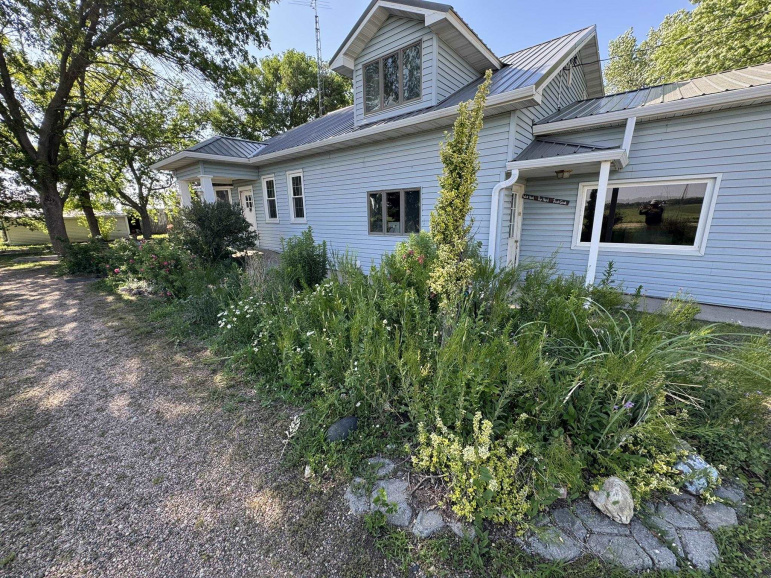 41861 W Railroad Street Cozad, Nebraska 69130, 3 Bedrooms Bedrooms, ,3 BathroomsBathrooms,Residential,For Sale,41861 W Railroad Street,20260870