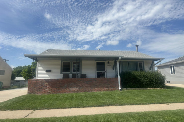 2628 W 5th Hastings, Nebraska 68901, 2 Bedrooms Bedrooms, ,2 BathroomsBathrooms,Residential,For Sale,2628 W 5th,20260874