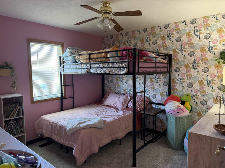 4122 Hartford Street Grand Island, Nebraska 68803, 5 Bedrooms Bedrooms, ,3 BathroomsBathrooms,Residential,For Sale,4122 Hartford Street,20260882
