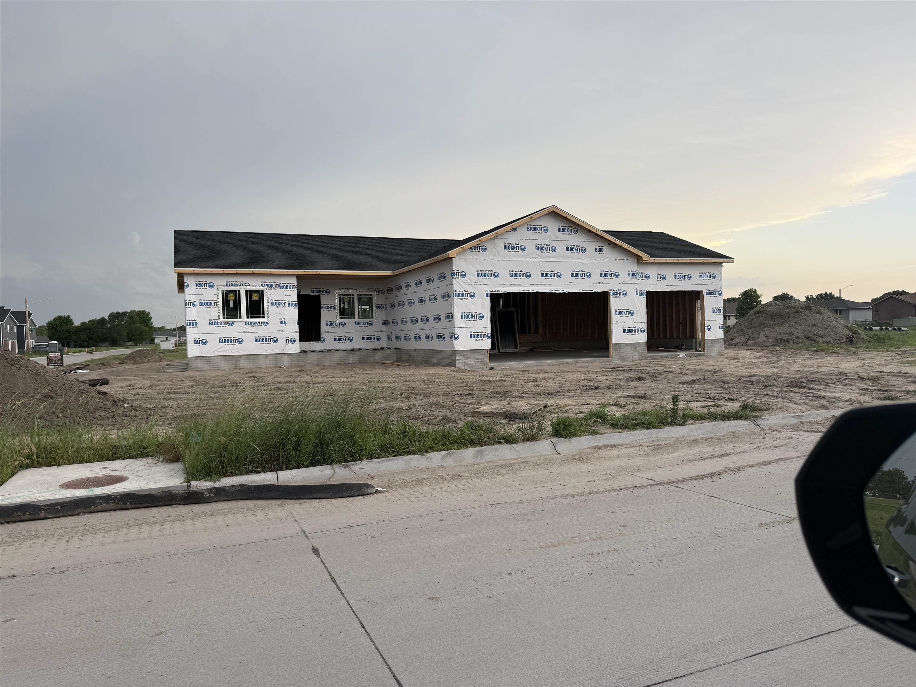 1134 Sun Valley Drive Grand Island, Nebraska 68801, 3 Bedrooms Bedrooms, ,3 BathroomsBathrooms,Residential,For Sale,1134 Sun Valley Drive,20260881