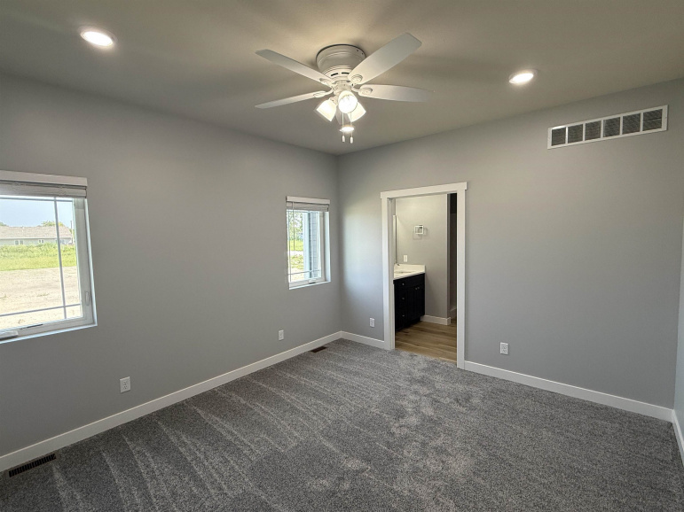 1134 Sun Valley Drive Grand Island, Nebraska 68801, 3 Bedrooms Bedrooms, ,3 BathroomsBathrooms,Residential,For Sale,1134 Sun Valley Drive,20260881