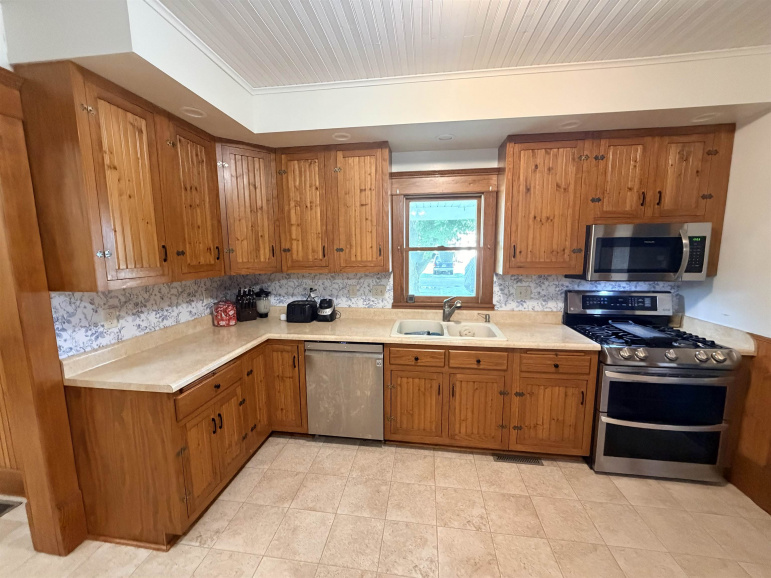 310 N Brooks Avenue Kenesaw, Nebraska 68956, 4 Bedrooms Bedrooms, ,3 BathroomsBathrooms,Residential,For Sale,310 N Brooks Avenue,20260879