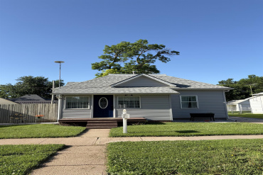 1407 W 4th Street Hastings, Nebraska 68901, 3 Bedrooms Bedrooms, ,2 BathroomsBathrooms,Residential,For Sale,1407 W 4th Street,20260878