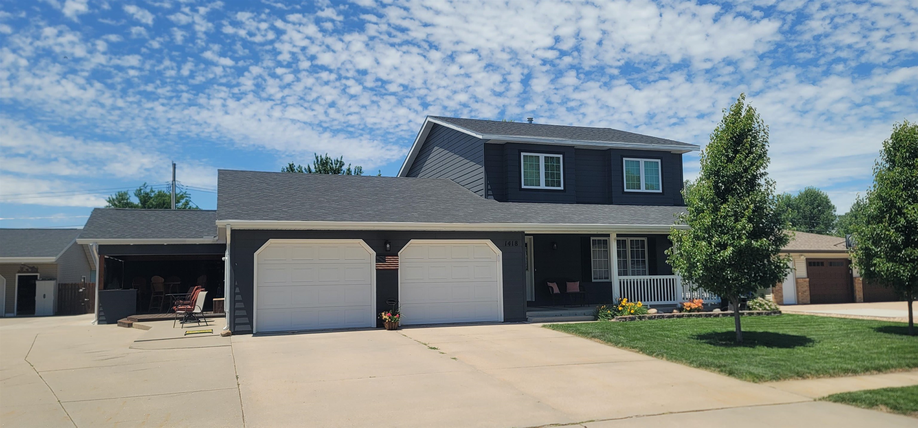 1418 10TH AVE KEARNEY, Nebraska 68845, 4 Bedrooms Bedrooms, ,4 BathroomsBathrooms,Residential,For Sale,1418 10TH AVE,20260888