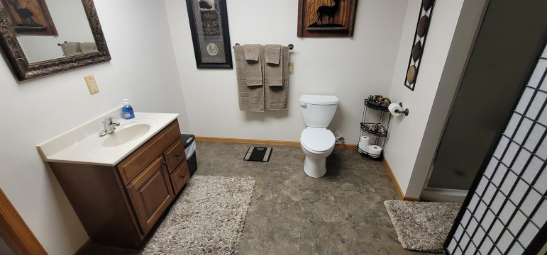 1418 10TH AVE KEARNEY, Nebraska 68845, 4 Bedrooms Bedrooms, ,4 BathroomsBathrooms,Residential,For Sale,1418 10TH AVE,20260888