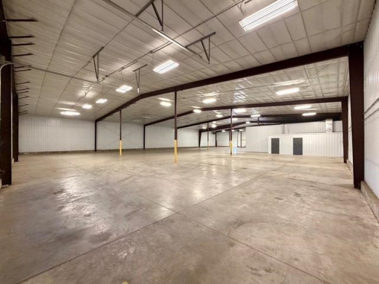 152 N 9th Avenue Broken Bow, Nebraska 68822, ,Commercial/industrial,For Rent,152 N 9th Avenue,20260896